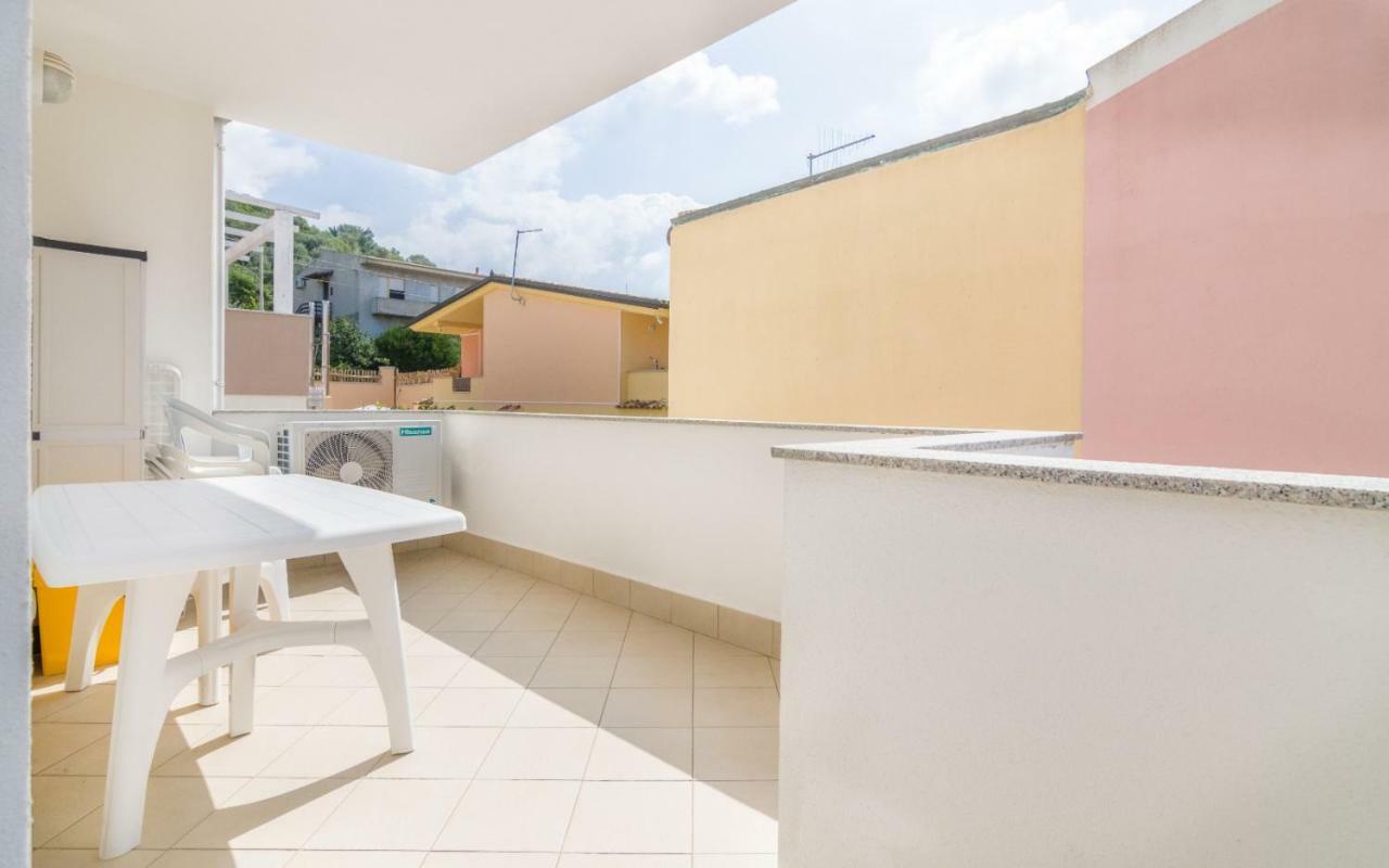 Appartamento Luigi Climatizzato Con Veranda Viddalba Exterior foto
