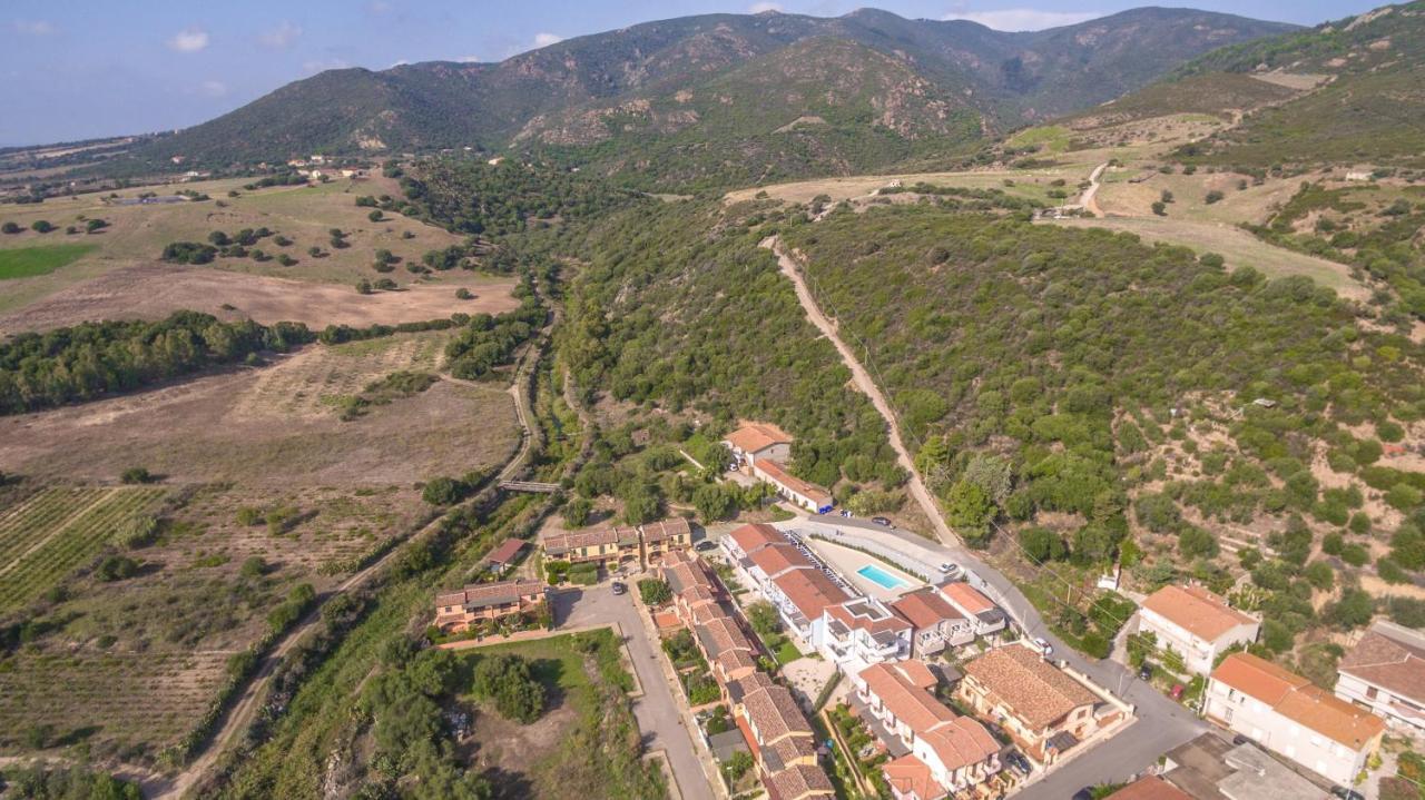 Appartamento Luigi Climatizzato Con Veranda Viddalba Exterior foto