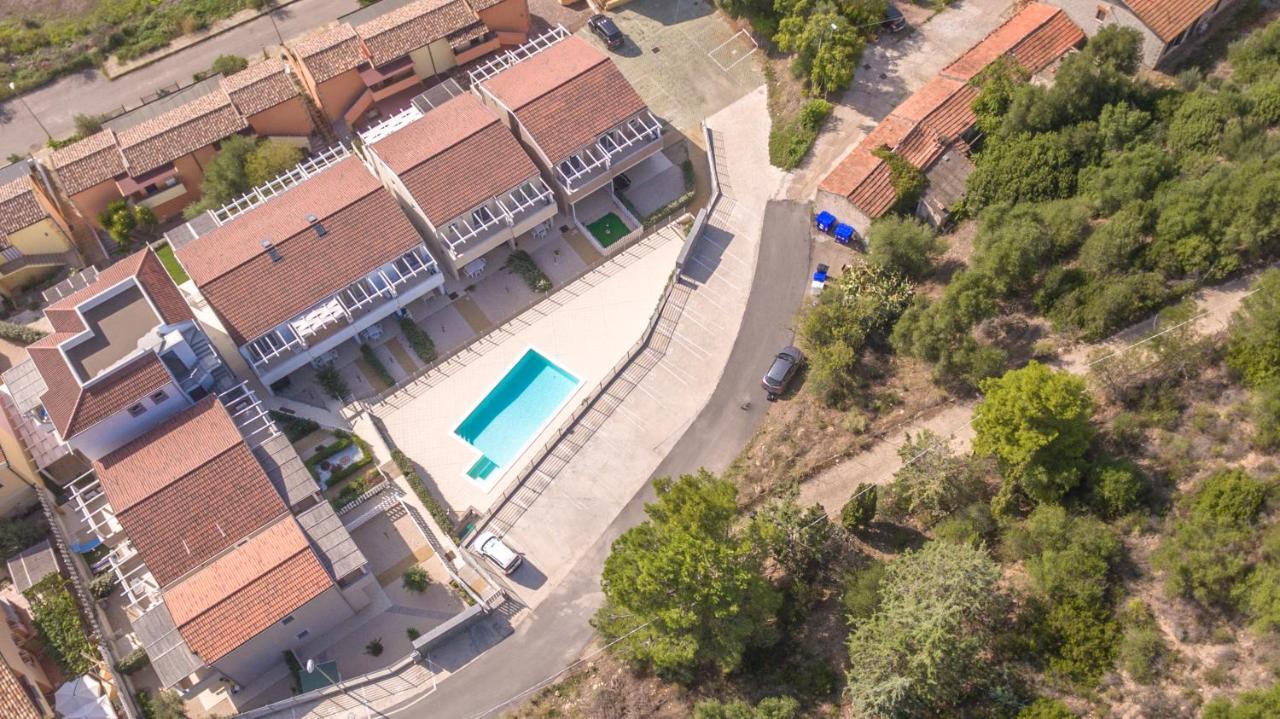 Appartamento Luigi Climatizzato Con Veranda Viddalba Exterior foto