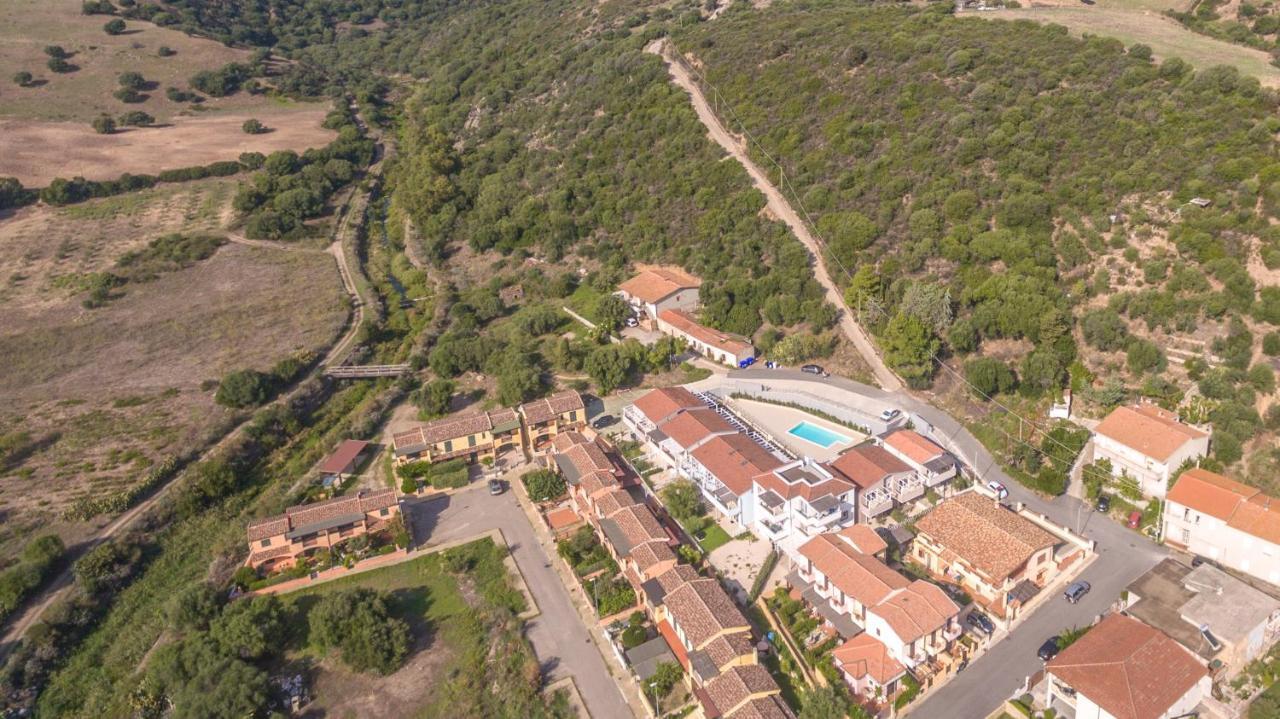 Appartamento Luigi Climatizzato Con Veranda Viddalba Exterior foto