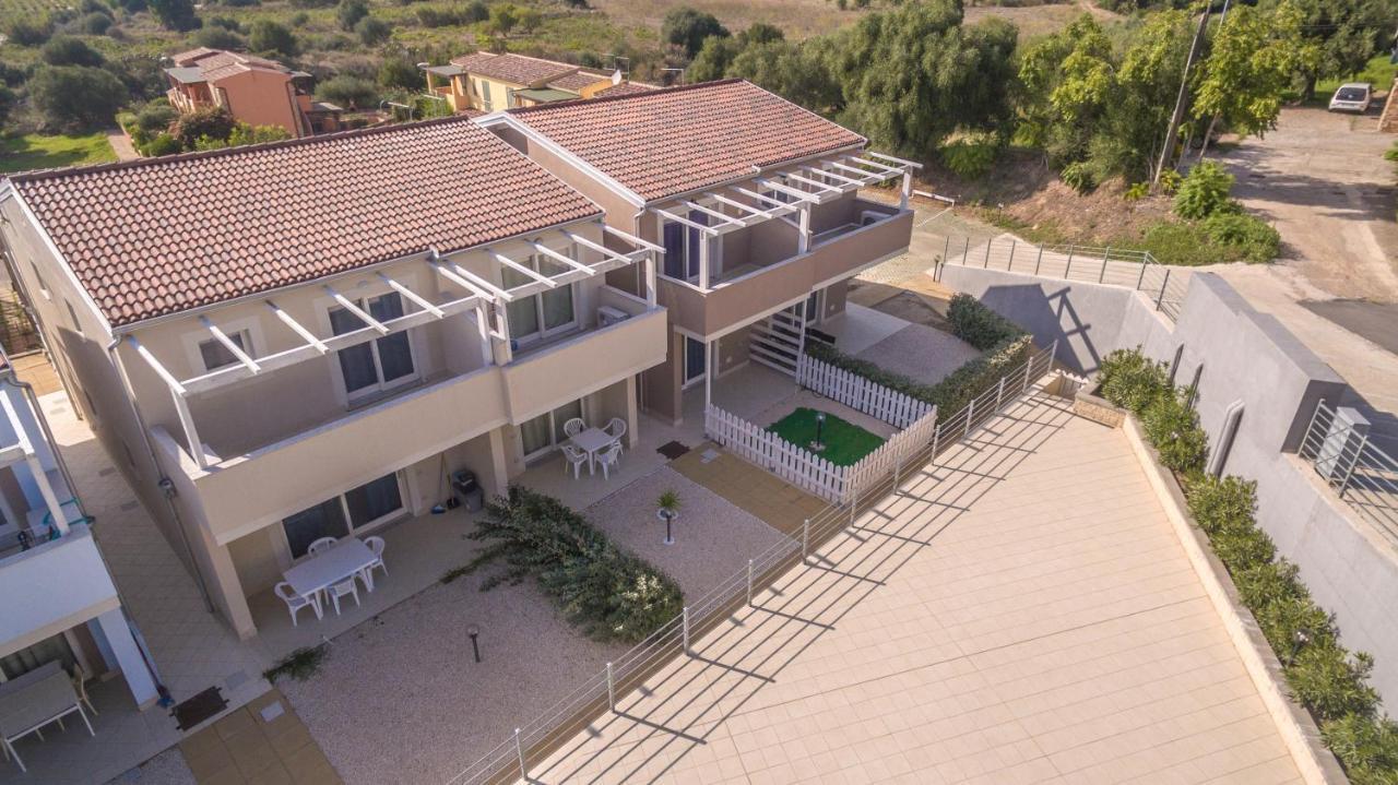 Appartamento Luigi Climatizzato Con Veranda Viddalba Exterior foto